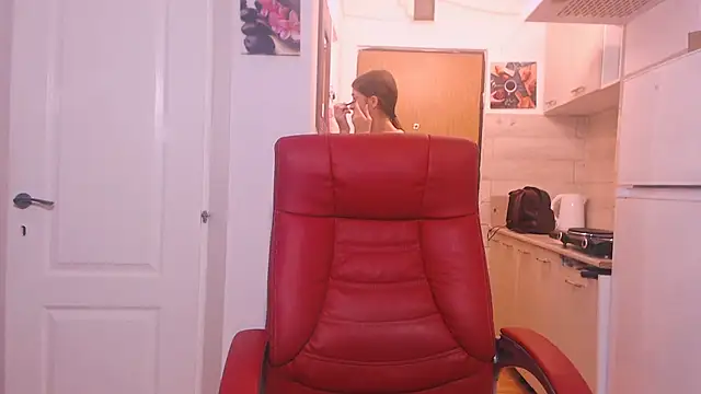 Snapshot of simyhvn chatting on October 29, 2025, 5:42 am simyhvn online show from October 29, 2025, 5:42 am