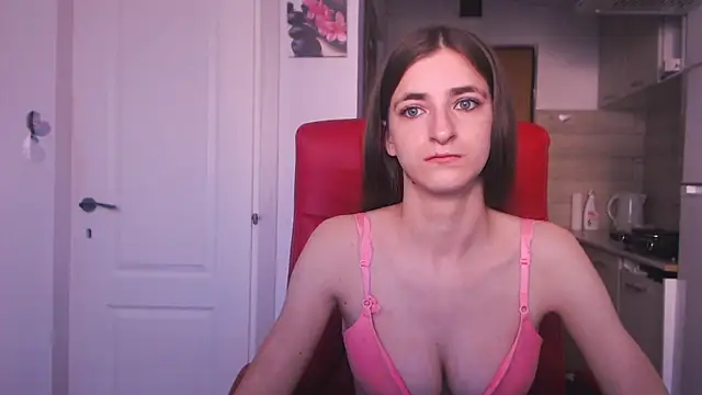 Snapshot of simyhvn chatting on November 13, 2025, 6:12 am simyhvn online show from November 13, 2025, 6:12 am