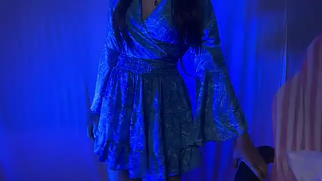 Snapshot of Queen_Angelena chatting on December 4, 2025, 6:05 pm Queen Angelena online show from December 4, 2025, 6:05 pm