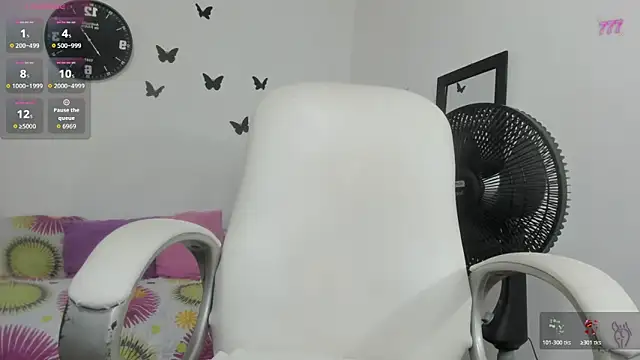 Snapshot of stepmother_105 chatting on May 31, 2026, 6:31 pm stepmother 105 online show from May 31, 2026, 6:31 pm