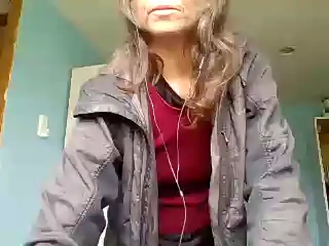 Snapshot of SexyRach75 chatting on June 6, 2026, 2:33 pm SexyRach75 online show from June 6, 2026, 2:33 pm