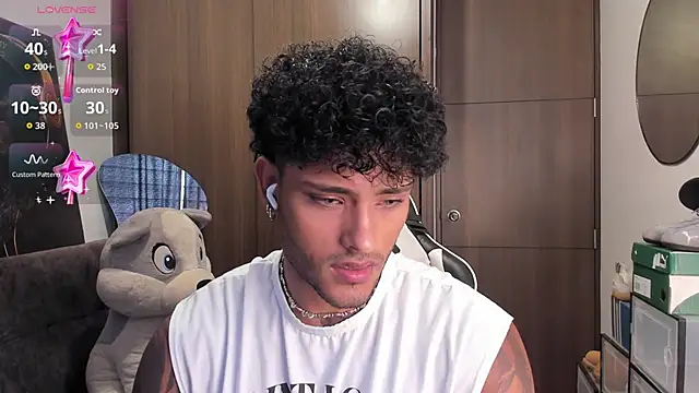 Alessandro Vanni online show from November 6, 2025, 4:19 pm