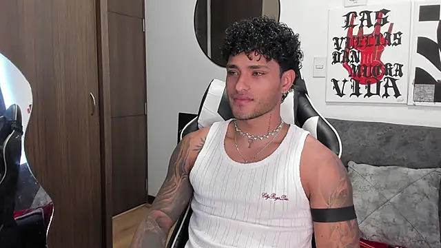 Alessandro Vanni online show from January 15, 2026, 1:48 pm