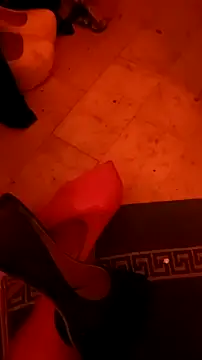 Snapshot of Misspadrona88 chatting on November 19, 2025, 1:05 am Misspadrona88 online show from November 19, 2025, 1:05 am