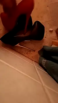 Snapshot of Misspadrona88 chatting on November 19, 2025, 10:32 pm Misspadrona88 online show from November 19, 2025, 10:32 pm