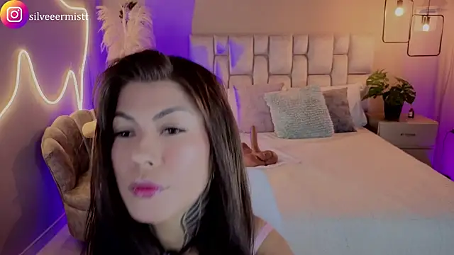 pamela reyes  online show from April 30, 2026, 2:56 pm