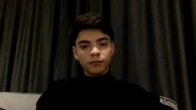 dylancrugerx online show from December 4, 2024, 10:51 pm