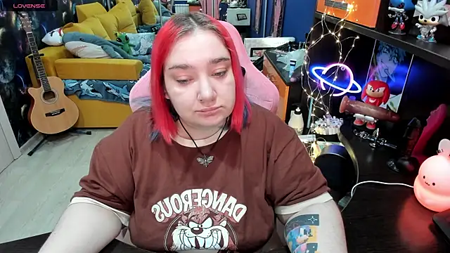 Softie Sofy online show from March 12, 2025, 3:35 am