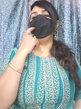 Snapshot of cute-tanvi chatting on July 8, 2026, 1:10 am cute-tanvi online show from July 8, 2026, 1:10 am