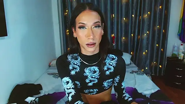 Kenisha Sweet online show from March 15, 2026, 1:33 am