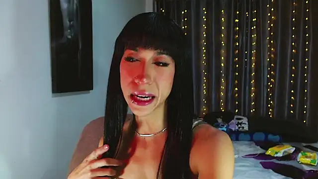 Kenisha Sweet online show from April 17, 2026, 11:41 pm