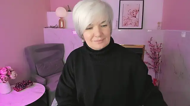 CarmenSoft online show from April 19, 2026, 8:55 pm