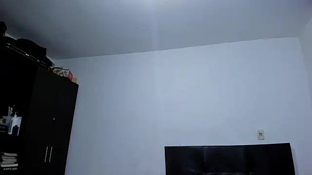 Snapshot of ares_sexxx chatting on February 14, 2026, 2:19 am ares sexxx online show from February 14, 2026, 2:19 am