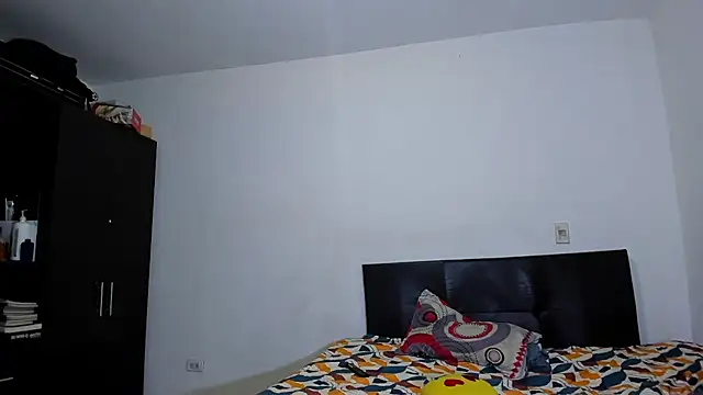 Snapshot of ares_sexxx chatting on February 15, 2026, 2:14 pm ares sexxx online show from February 15, 2026, 2:14 pm