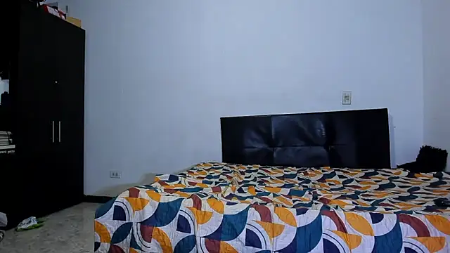 Snapshot of ares_sexxx chatting on February 20, 2026, 1:24 am ares sexxx online show from February 20, 2026, 1:24 am