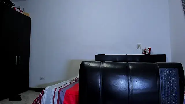 Snapshot of ares_sexxx chatting on March 3, 2026, 4:51 am ares sexxx online show from March 3, 2026, 4:51 am