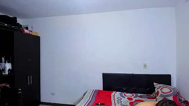 Snapshot of ares_sexxx chatting on March 5, 2026, 9:00 pm ares sexxx online show from March 5, 2026, 9:00 pm