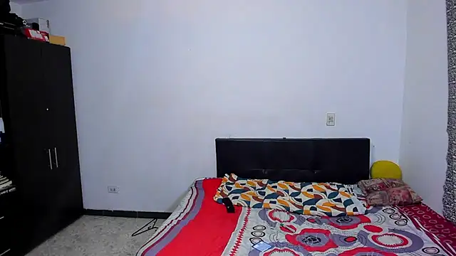 Snapshot of ares_sexxx chatting on March 7, 2026, 4:48 pm ares sexxx online show from March 7, 2026, 4:48 pm