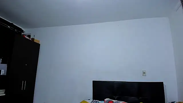 Snapshot of ares_sexxx chatting on March 19, 2026, 4:00 pm ares sexxx online show from March 19, 2026, 4:00 pm