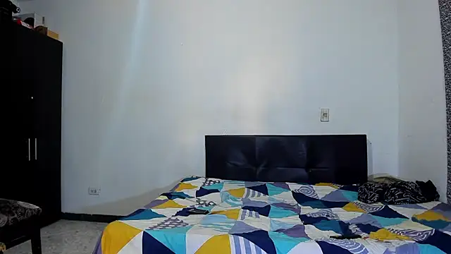 Snapshot of ares_sexxx chatting on March 24, 2026, 5:07 pm ares sexxx online show from March 24, 2026, 5:07 pm