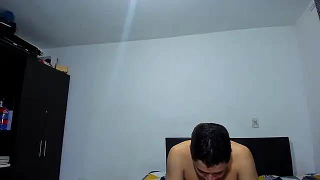 Snapshot of ares_sexxx chatting on March 26, 2026, 11:54 pm ares sexxx online show from March 26, 2026, 11:54 pm