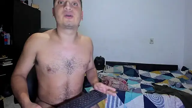 Snapshot of ares_sexxx chatting on April 12, 2026, 2:44 pm ares sexxx online show from April 12, 2026, 2:44 pm