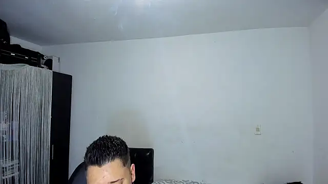 ares sexxx online show from May 5, 2026, 10:51 pm