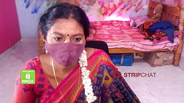 Snapshot of Novapol chatting on February 4, 2025, 6:04 am Novapol online show from February 4, 2025, 6:04 am