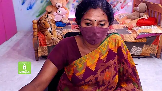 Snapshot of Novapol chatting on March 4, 2025, 5:45 pm Novapol online show from March 4, 2025, 5:45 pm