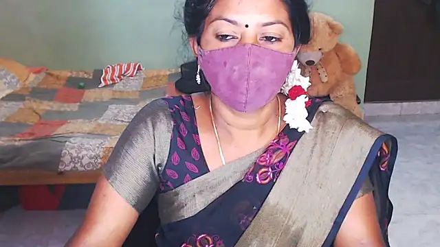 Snapshot of Novapol chatting on February 13, 2026, 1:40 pm Novapol online show from February 13, 2026, 1:40 pm