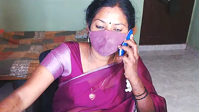 Snapshot of Novapol chatting on February 15, 2026, 11:19 am Novapol online show from February 15, 2026, 11:19 am