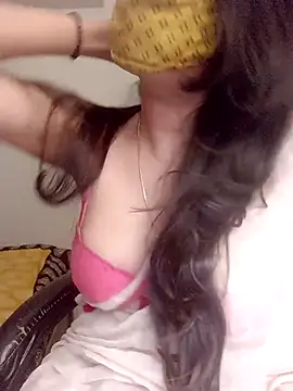 Snapshot of Lavanya_Shah chatting on November 6, 2025, 2:40 pm Lavanya Shah online show from November 6, 2025, 2:40 pm