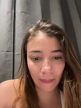 Snapshot of Hall_16 chatting on January 3, 2025, 11:44 pm Hall 16 online show from January 3, 2025, 11:44 pm