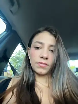 Snapshot of Hall_16 chatting on November 1, 2025, 8:55 pm Hall 16 online show from November 1, 2025, 8:55 pm