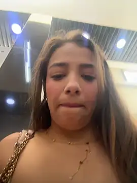 Snapshot of Hall_16 chatting on December 15, 2025, 9:19 pm Hall 16 online show from December 15, 2025, 9:19 pm