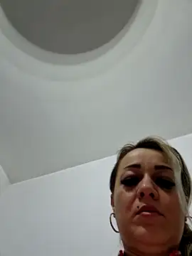 Ruxy42ETT online show from January 28, 2025, 8:04 am