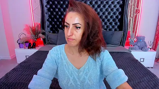 Snapshot of Rebecca_Diamond chatting on April 28, 2026, 5:45 am Rebecca Diamond online show from April 28, 2026, 5:45 am