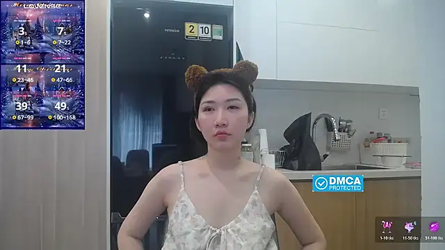 Asiagirll online show from April 15, 2026, 2:51 am