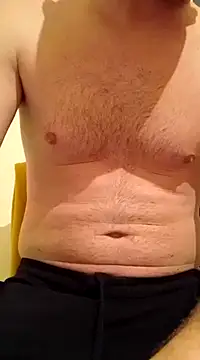 Snapshot of Rolandxxxr chatting on February 24, 2025, 4:58 pm Rolandxxxr online show from February 24, 2025, 4:58 pm