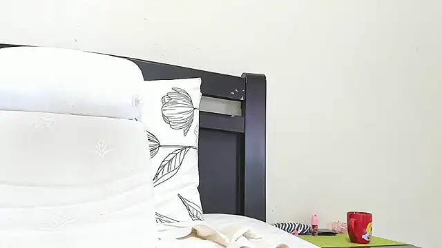 Snapshot of mara2020_69 chatting on April 11, 2026, 3:27 pm mara2020 69 online show from April 11, 2026, 3:27 pm