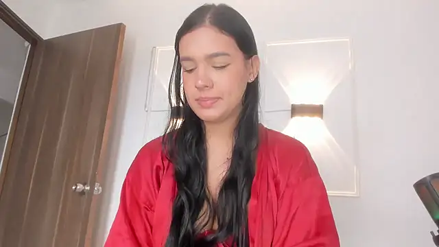 Snapshot of Hanna_Risso chatting on June 13, 2026, 6:06 pm Hanna Risso online show from June 13, 2026, 6:06 pm