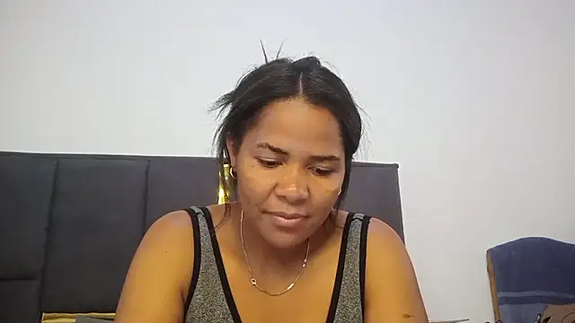 Snapshot of aleixane chatting on May 11, 2026, 12:11 pm aleixane online show from May 11, 2026, 12:11 pm