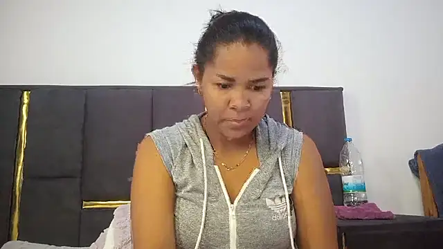 Snapshot of aleixane chatting on May 28, 2026, 5:16 am aleixane online show from May 28, 2026, 5:16 am