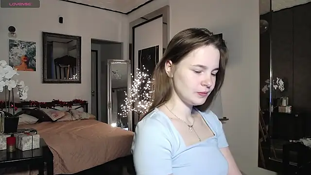 Snapshot of CindyJonson chatting on December 16, 2025, 6:07 am CindyJonson online show from December 16, 2025, 6:07 am