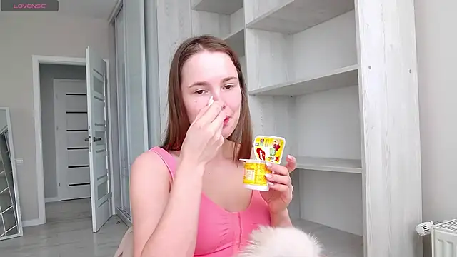 Snapshot of CindyJonson chatting on May 11, 2026, 9:37 am CindyJonson online show from May 11, 2026, 9:37 am