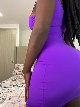 mabelhotfu1 online show from March 7, 2025, 3:40 am