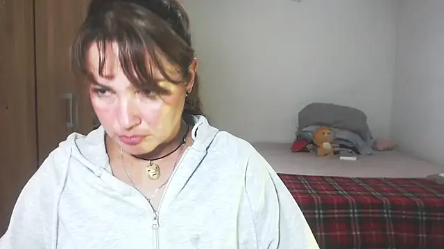 Snapshot of solamatista11 chatting on December 2, 2025, 10:05 pm solamatista11 online show from December 2, 2025, 10:05 pm