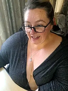 Iceprincess2bad4u online show from November 1, 2025, 6:15 am