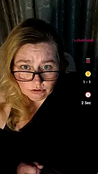 Iceprincess2bad4u online show from July 3, 2026, 6:36 pm