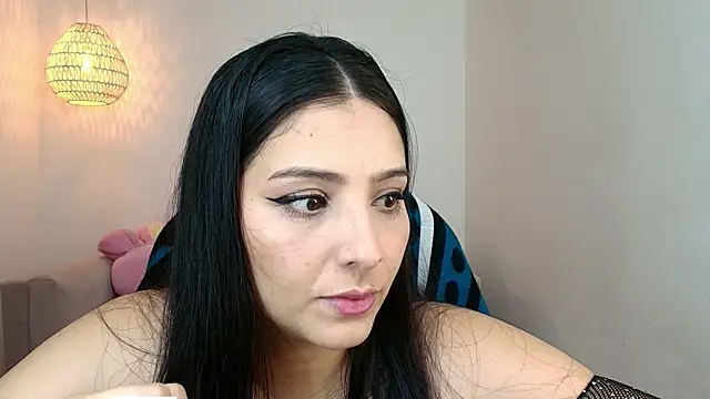 YummyAnna  online show from February 17, 2026, 8:15 pm